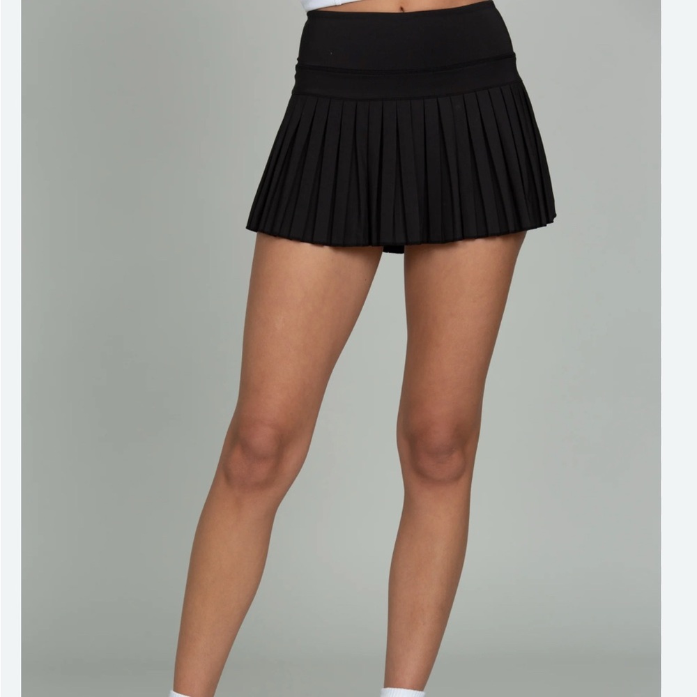 Black Pleated Gold Hinge Mini Skirt